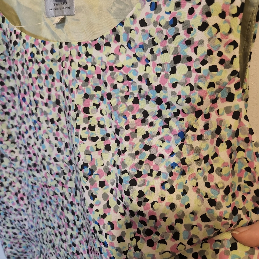 Tahari Pastel Pattern Blouse Tank 16 - Picture 4 of 4
